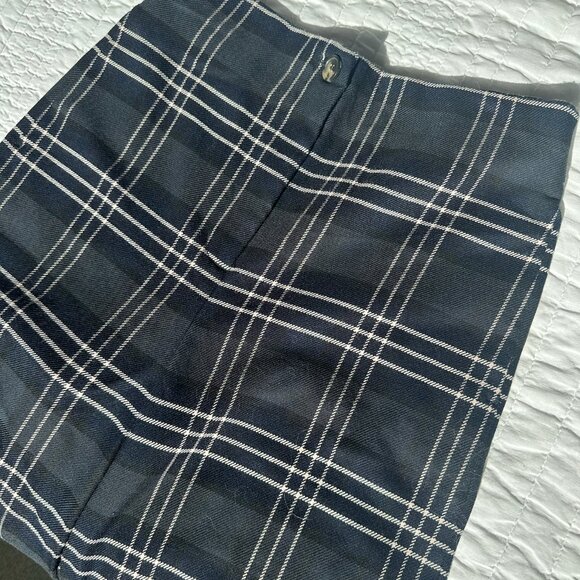 Aritzia Wilfred Dawna Plaid Barrel Cropped High Rise Pant - Picture 7 of 7